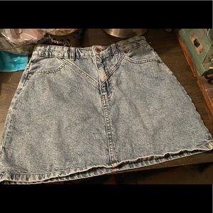 ASOS Stradivarius vintage/retro style denim skirt; size 8